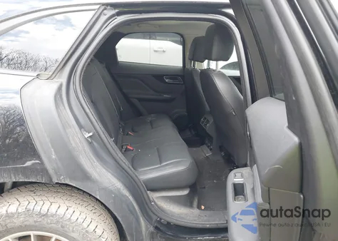 2017 Jaguar F-Pace 20D из США, поврежденный, VIN SADCS2BN5HA092325